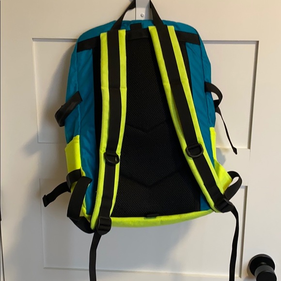 Topo Designs backpack - Picture 2 of 5